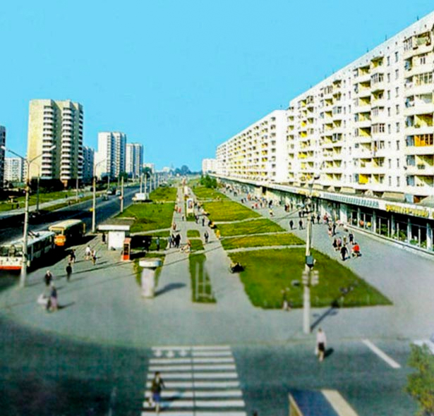 Новобудови на колишньому масиві Леваневського (тепер - Незалежності) Новобудови на колишньому масиві Леваневського (тепер - Незалежності)